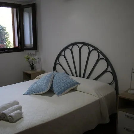 Sa Serra Bed & Breakfast *
